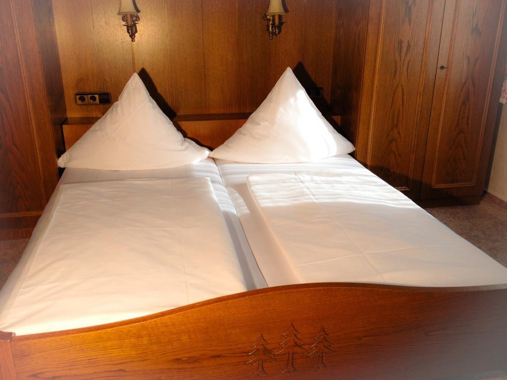 Schwarzwaldhotel / Wolfach Bagian luar foto