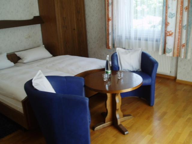 Schwarzwaldhotel / Wolfach Ruang foto