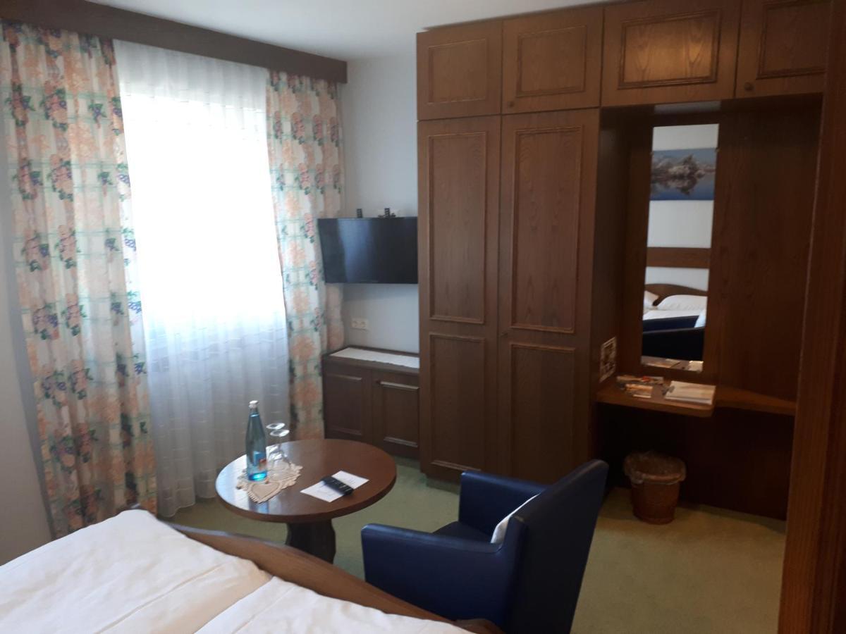 Schwarzwaldhotel / Wolfach Bagian luar foto